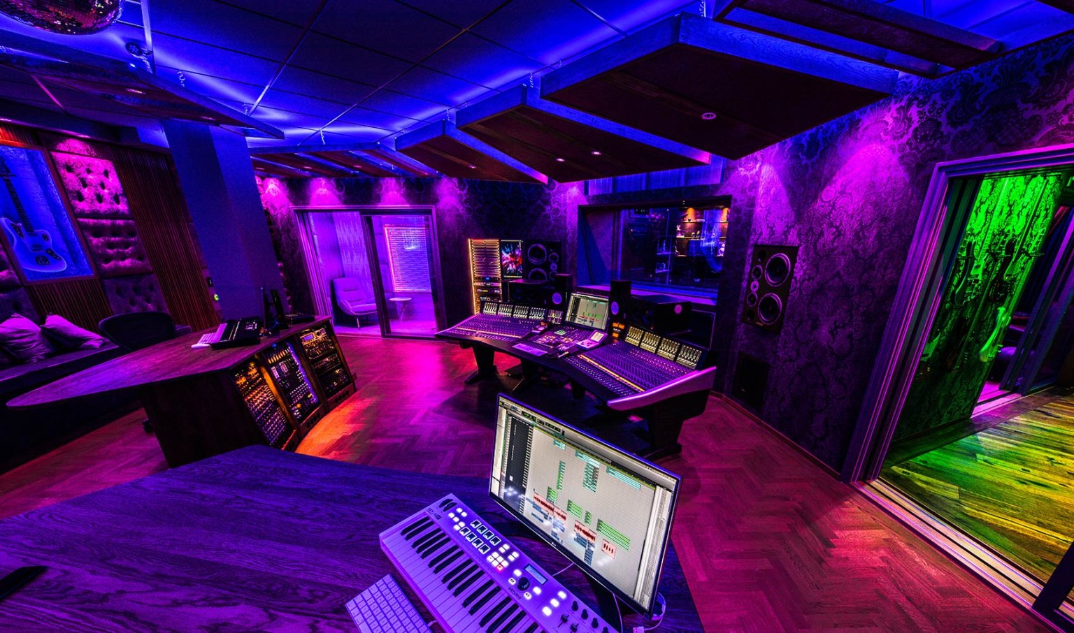 Creating Optimal Acoustic Environments: Vibratec's 