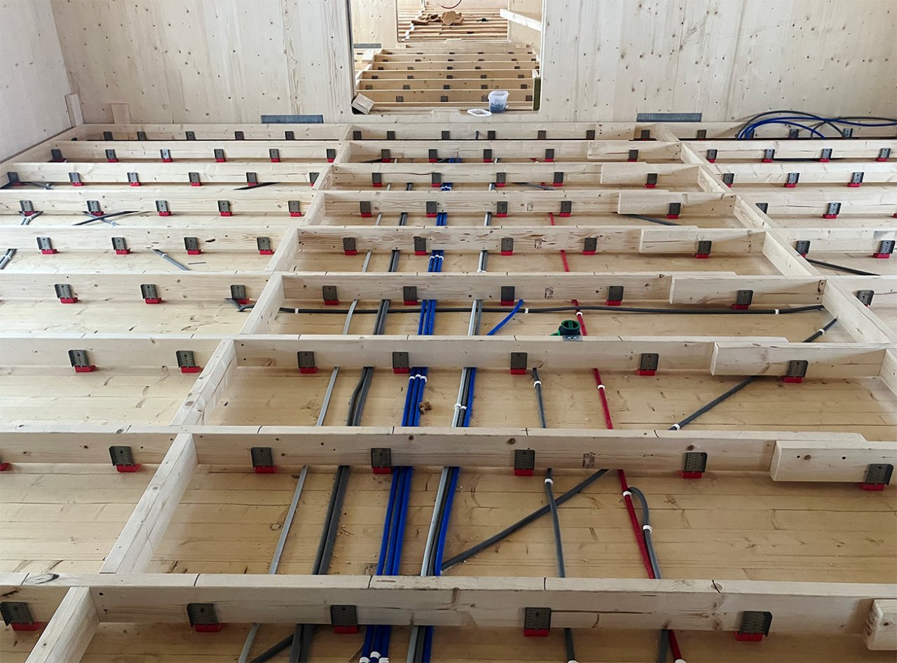 Image of Vibratec Flexible Floor Bracket in CLT-contruction